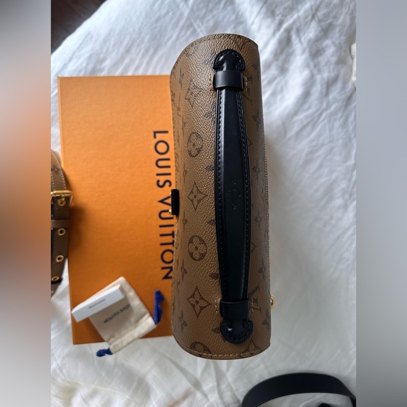 Louis Vuitton Pochette MƩtis Reverse Monogram - Picture 7 of 16